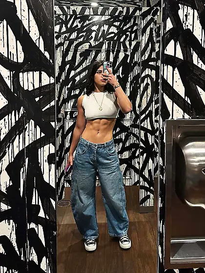 how would you handle hot bratty buff slut sara?