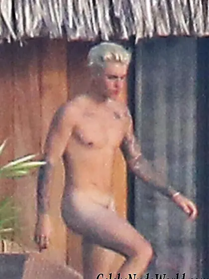 Justin Bieber paparazzi nude photos