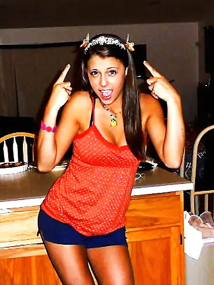 Bennae ~ my jr yr roommate