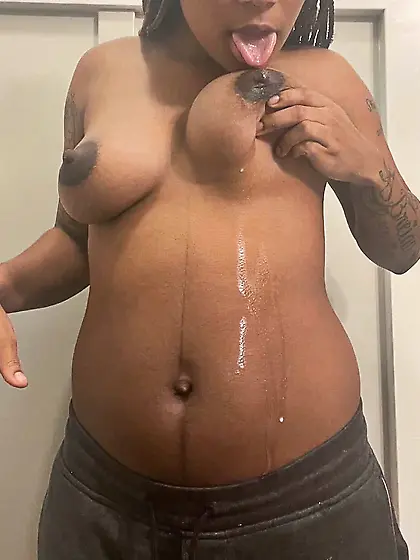 Pregnant teen mom Ce Rose