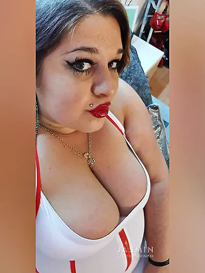 Real vibrator squirt