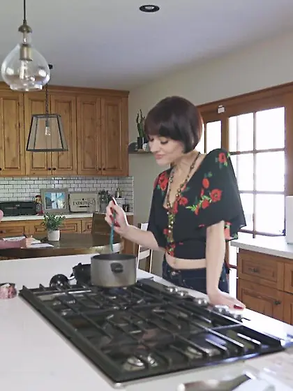 Torrid fuck with kinky step family 