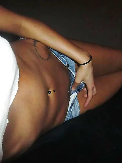 Fledgling demonstrating her petite bits