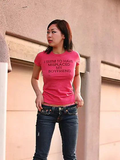 Yumi Lee gets rid of her shirt and panty and shows her tits and