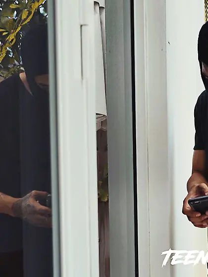 Teen cockwhore smacked mouth