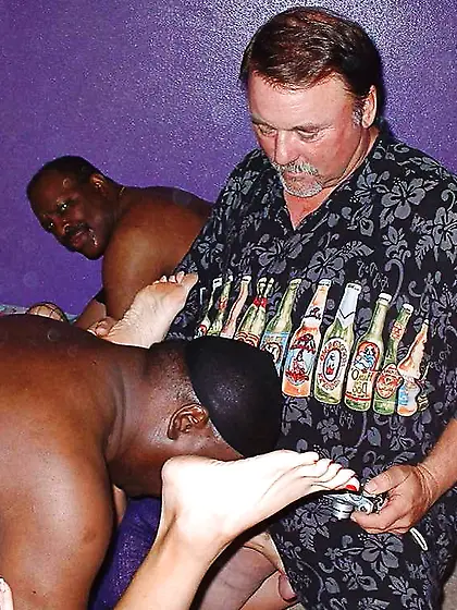 REAL SWINGERS HOMEMADE IMAGES