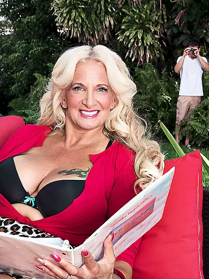 Blonde fucking outside