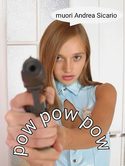 Andrea vs police woman