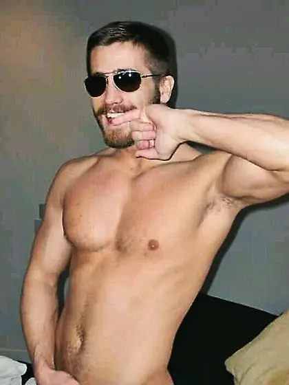 Young-Girls-Preparing-Kava. jpg