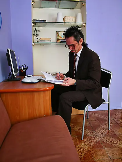 Meet teen babe Donna.