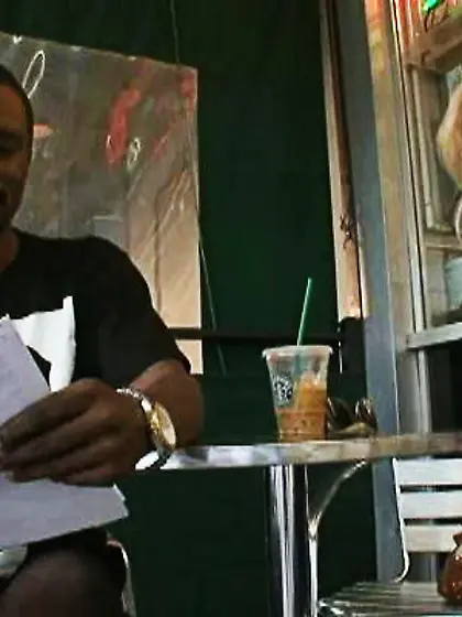 Gprgeous blonde whore enjoys