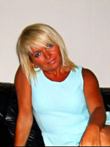 Blonde nina perform roleplay