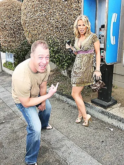 Kayla Synz takes her sexy dress in the car and gets her hungry m