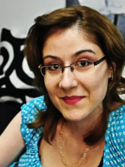 Blonde rodysweet perform dancing