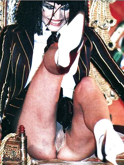 Oops of starlets set