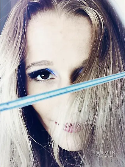 Portuguese french girl