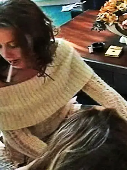 Super hot lesbian foot worship and smoking...