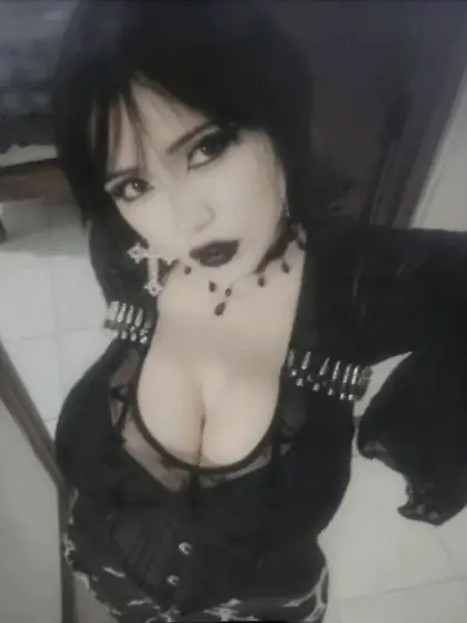 Azul la chica de mi ciudad más tetona