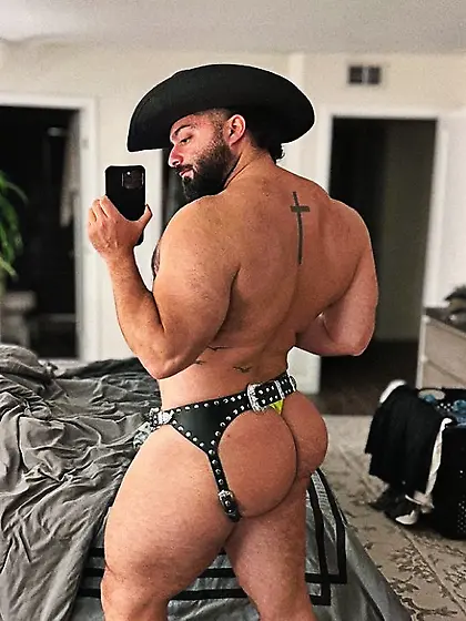 (Male) asses I wanna eat