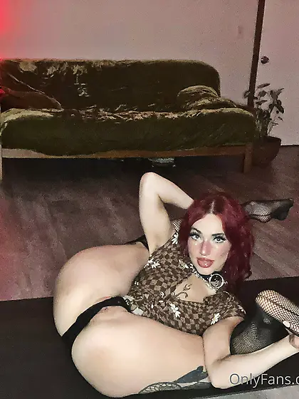 Cam Slut Feral Nymph