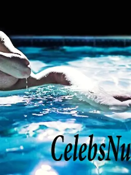 Khloé Kardashian Nude Photos