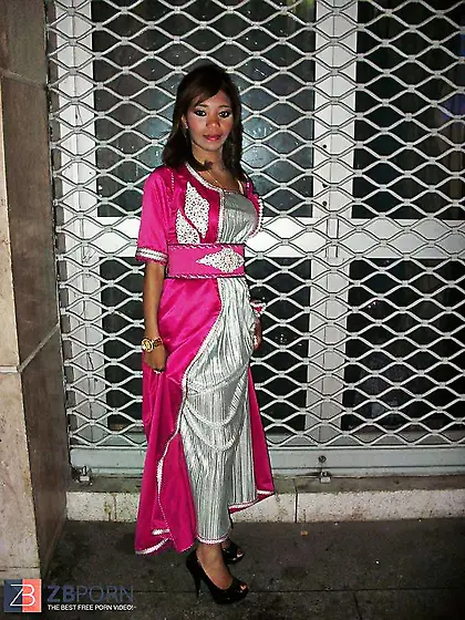 Arab Moroccan: Zenab