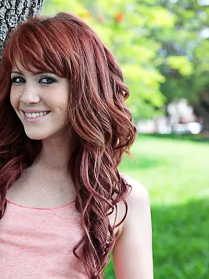 Elle Alexandra strips her sexy teen outfit off and toys her gapi