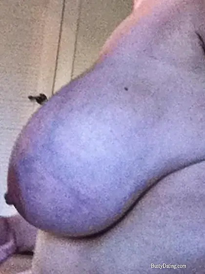 Carrie - 41yr old,  36FF