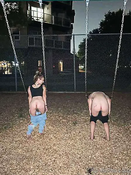 Public ass flash in Winnipeg