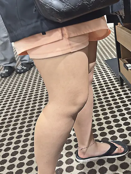 Candid Asian Girl Feet