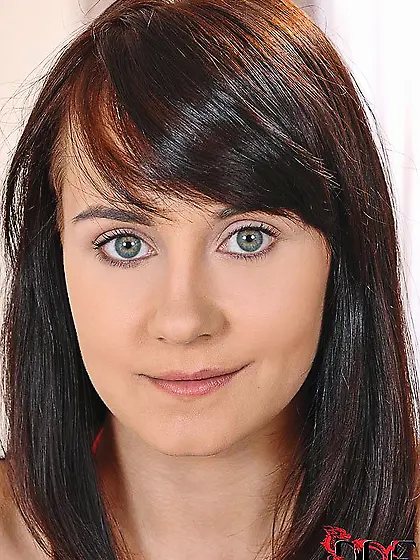 Cute brunette teen Leda slips out of her tiny bikini and makes h