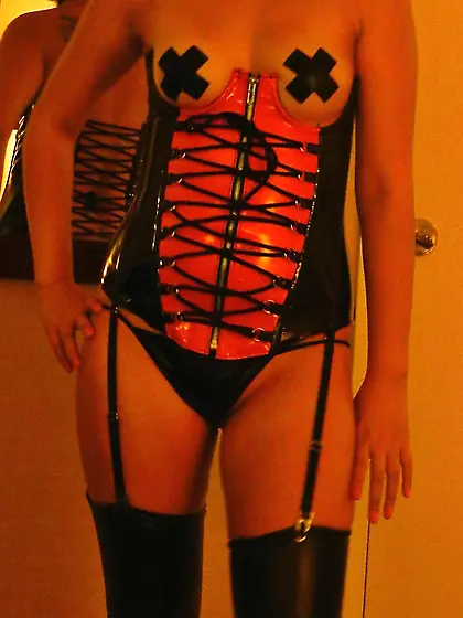 slutty NJ wife and mom Menna