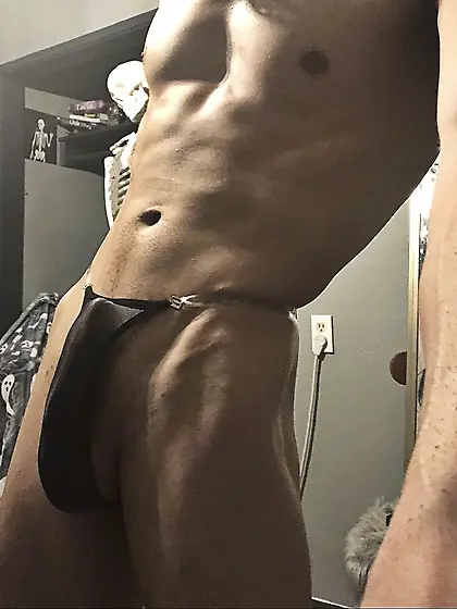 I like teasing strangers online.