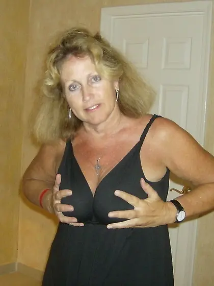 Nancy a hot mature woman from Arizona