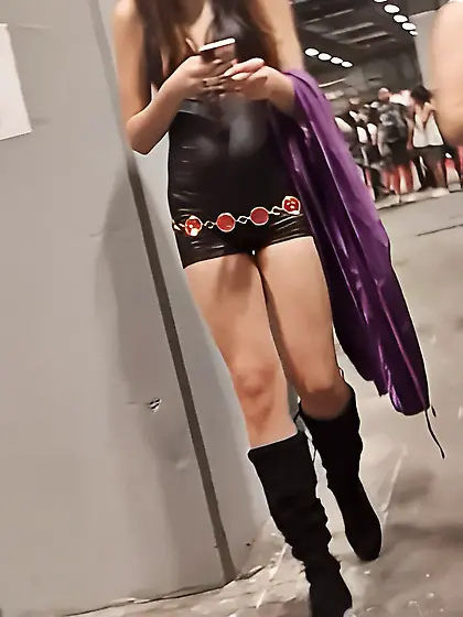 Raven cosplay