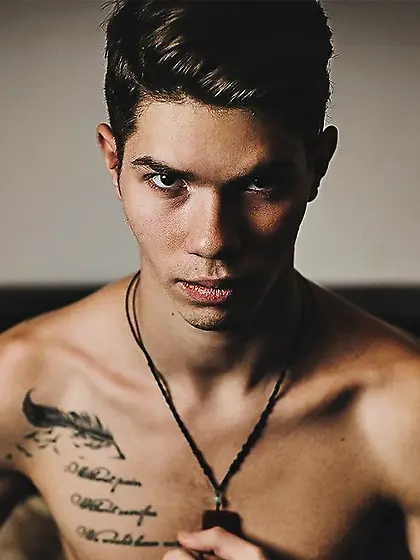 White young man xxxhardguy