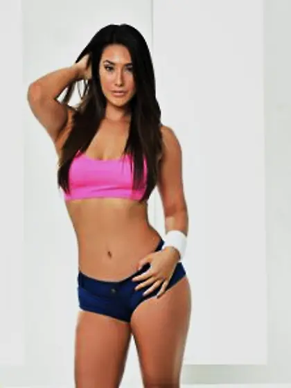 Sensual brunette belle with perfect butt finishes working out to