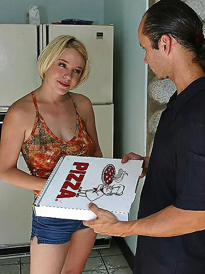 American big sausage pizza