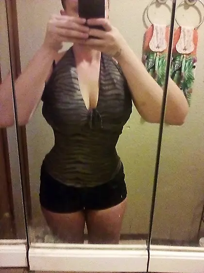 My sexy mom that loves being slutty
