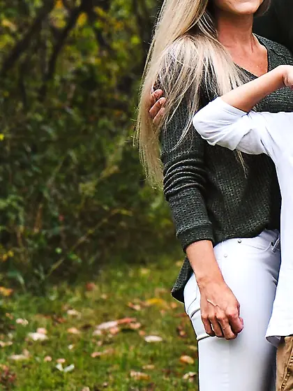 Willow showing off her tits at spring break