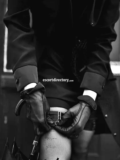 Ms.  Rosie Wilde (Ms.  Rosie Levine)