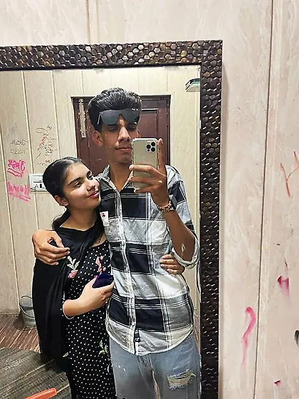 Hung desi boy stretches his gf with his huge dick