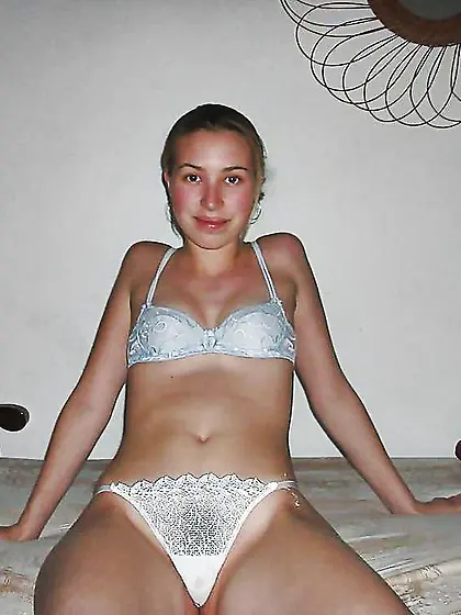 A Bowl gals and hooter-slings