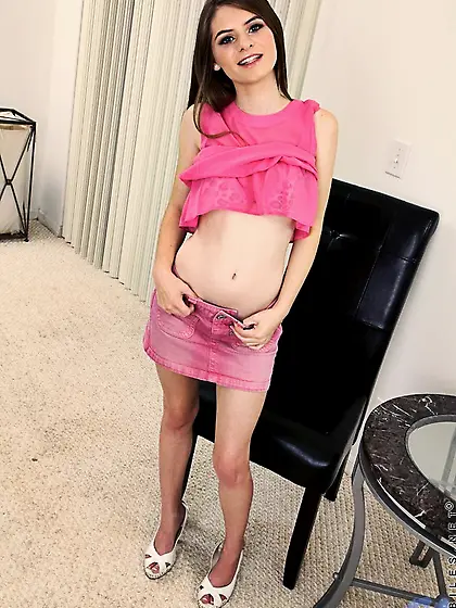 Brunette Alice March