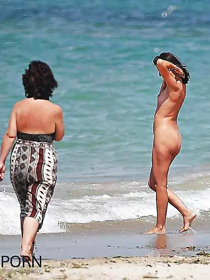 Housewives At the Beach