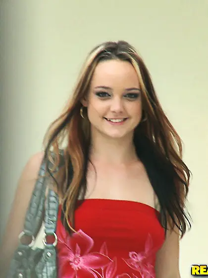 Sweet-looking cutie opens her asshole as wide as it is possible