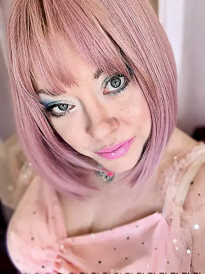 Tina Snua Selfies #63