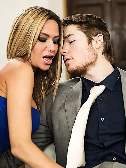 Tanned blonde babe sucks