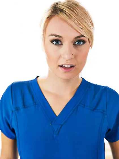 Blonde babes like Natalia Starr love to be in the center of atte