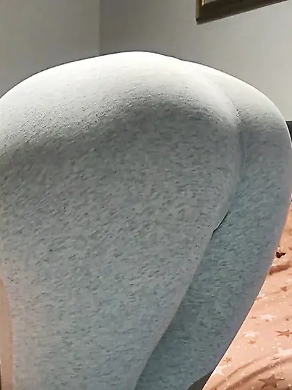 Big Ass Mature MILF gets Anal Creampie